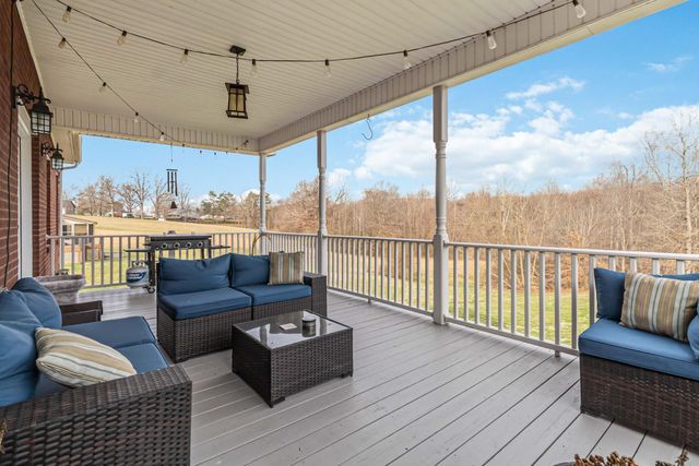 207 Remington Drive, Russell Springs, KY 42642