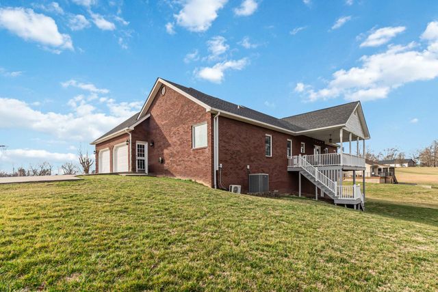 207 Remington Drive, Russell Springs, KY 42642