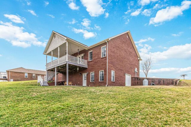 207 Remington Drive, Russell Springs, KY 42642