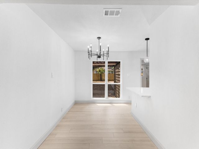 833 Springbrook Drive, Fort Worth, TX 76107