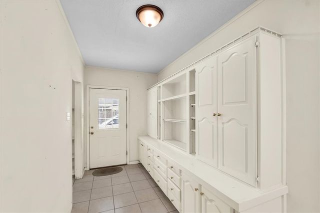 4000 N 30th Street, Waco, TX 76708