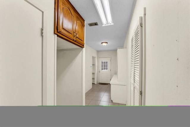 4000 N 30th Street, Waco, TX 76708