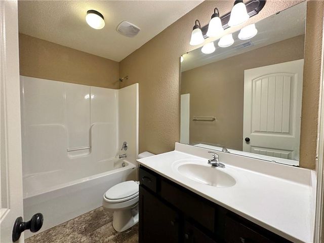 4318 NE 83rd Street, Kansas City, MO 64119