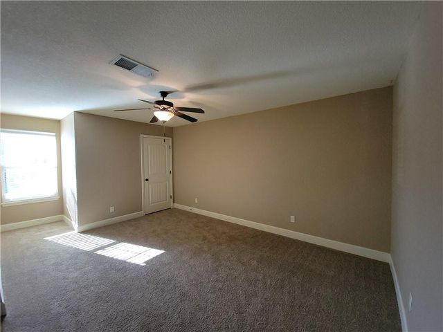 4318 NE 83rd Street, Kansas City, MO 64119