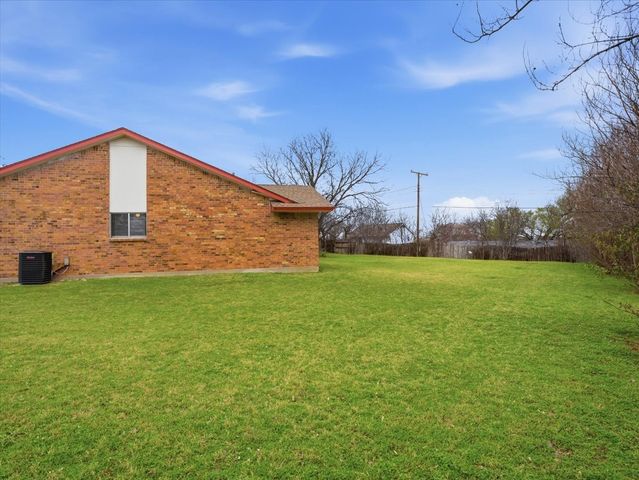 3055 Casita Court, Fort Worth, TX 76116