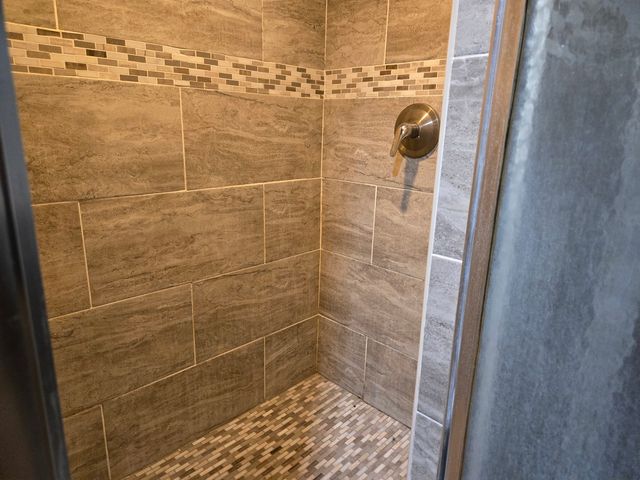 5508 W Congress Parkway G, Chicago, IL 60644