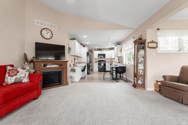 25251 Brynnwood Drive, Elkhart, IN 46514