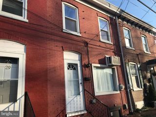 27 UPLAND AVE, Brookhaven, PA 19015
