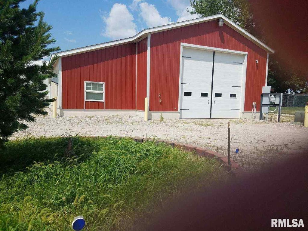 225 34TH Avenue, Rock Island, IL 61201