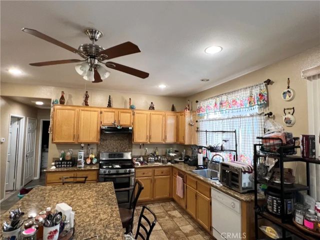 6356 Katrina Place, Palmdale, CA 93552