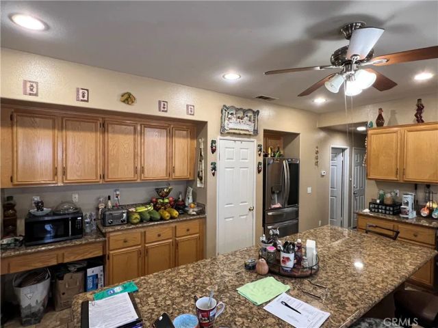 6356 Katrina Place, Palmdale, CA 93552