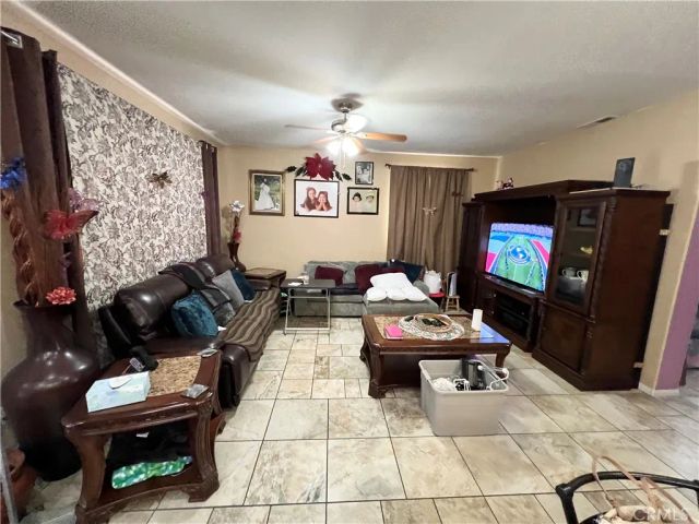 6356 Katrina Place, Palmdale, CA 93552