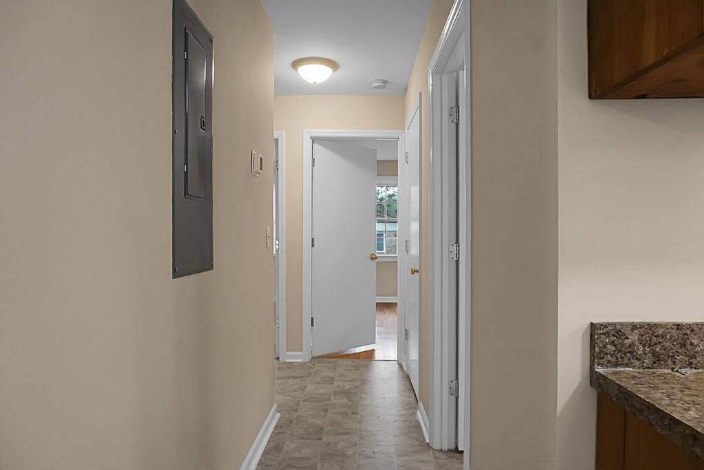 Image 13 of property listing at 429 Sandhill Road, Dorchester, SC 29437