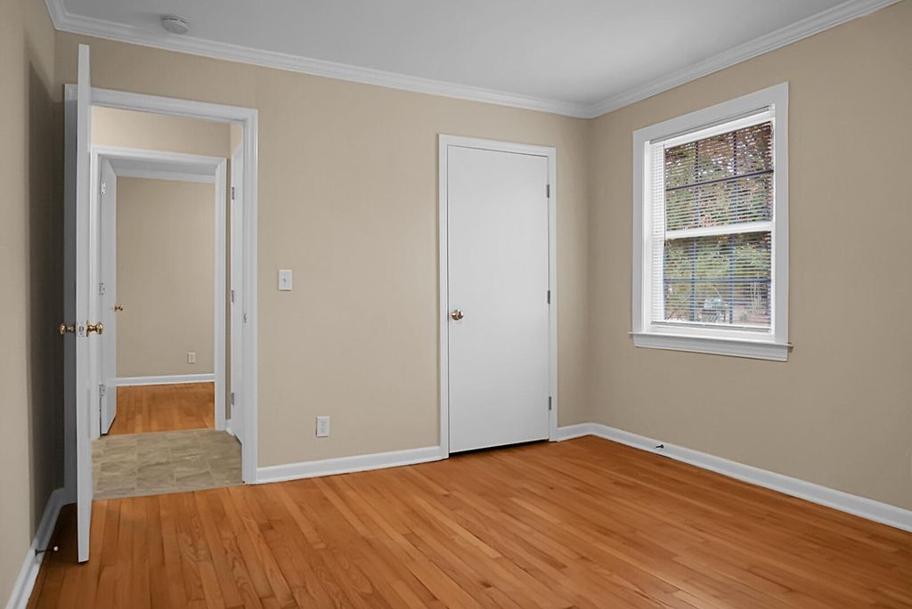 Image 18 of property listing at 429 Sandhill Road, Dorchester, SC 29437