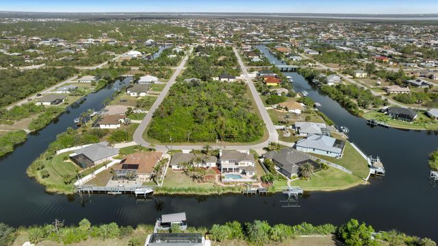 9458 Snapper Circle, Port Charlotte, FL 33981