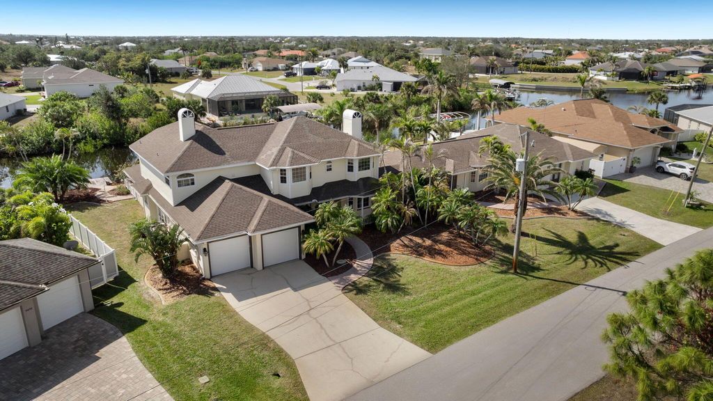 9458 Snapper Circle, Port Charlotte, FL 33981