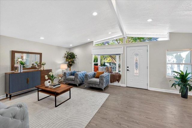 854 Lakewood Drive, Sunnyvale, CA 94089