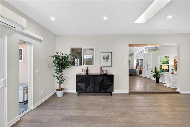 854 Lakewood Drive, Sunnyvale, CA 94089