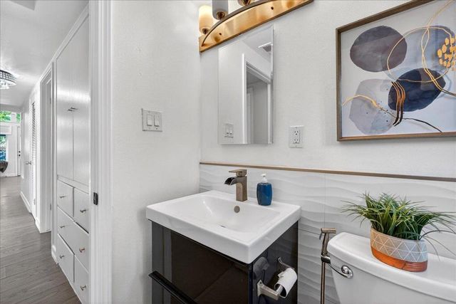 854 Lakewood Drive, Sunnyvale, CA 94089