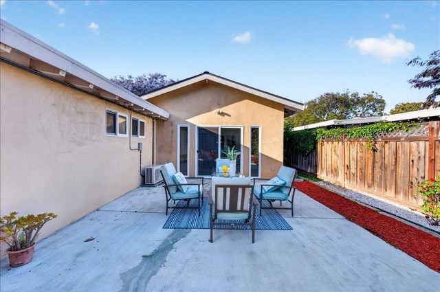 854 Lakewood Drive, Sunnyvale, CA 94089