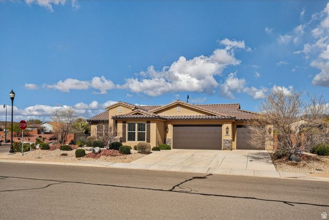 284 W VIA MODELO, Washington, UT 84780