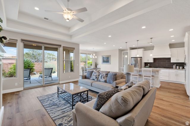 284 W VIA MODELO, Washington, UT 84780