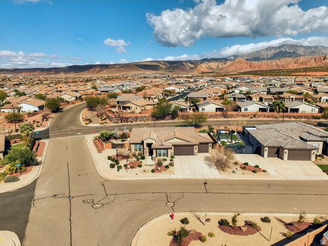284 W VIA MODELO, Washington, UT 84780
