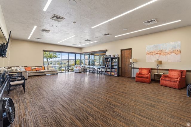 284 W VIA MODELO, Washington, UT 84780