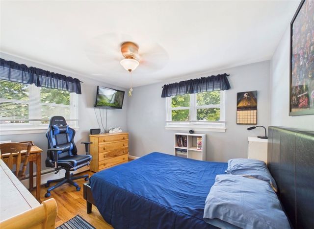 185 Vineyard Road, Warwick, RI 02889