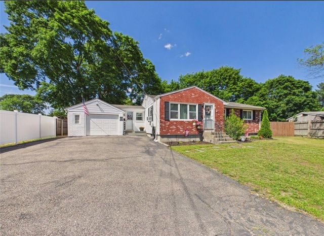 185 Vineyard Road, Warwick, RI 02889