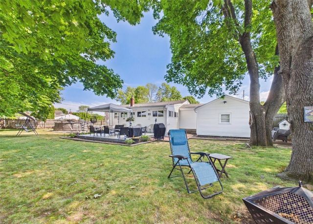 185 Vineyard Road, Warwick, RI 02889
