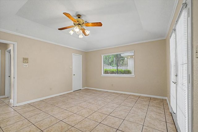 7315 Foxside Lane, Humble, TX 77338