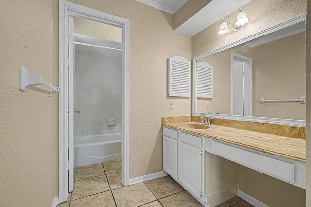 7315 Foxside Lane, Humble, TX 77338