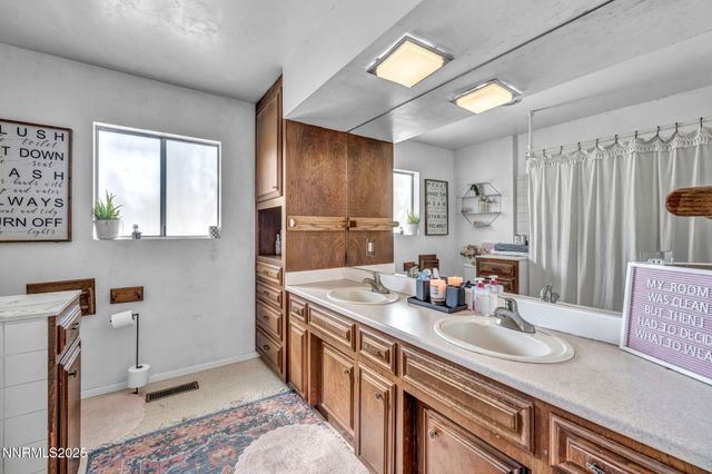 2998 Alcorn Road, Fallon, NV 89406