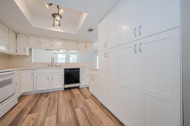14555 Wunderlich Drive 2307, Houston, TX 77069