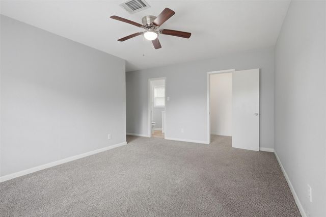 102 Tanglewood Street, Baytown, TX 77520