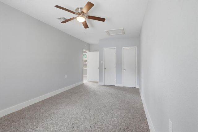 102 Tanglewood Street, Baytown, TX 77520