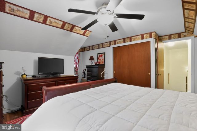 3272 PHILMONT AVE, Huntingdon Valley, PA 19006