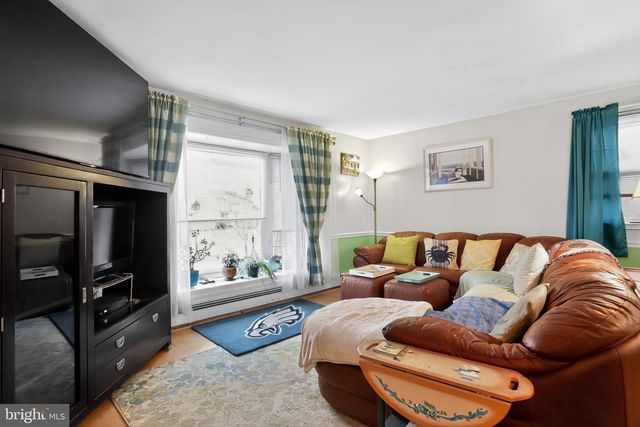 3272 PHILMONT AVE, Huntingdon Valley, PA 19006