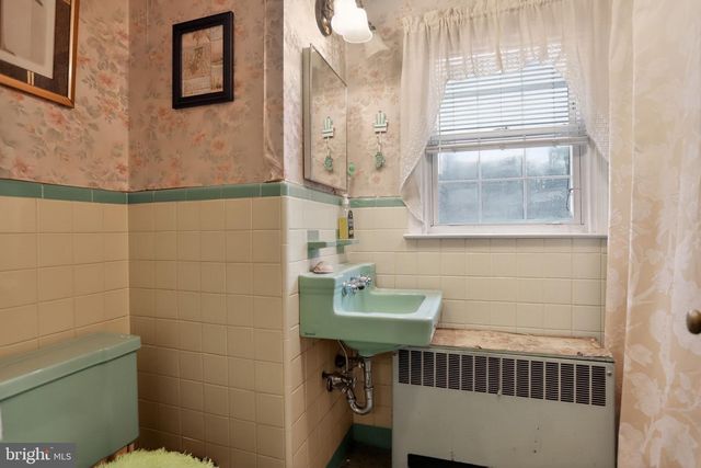 3272 PHILMONT AVE, Huntingdon Valley, PA 19006