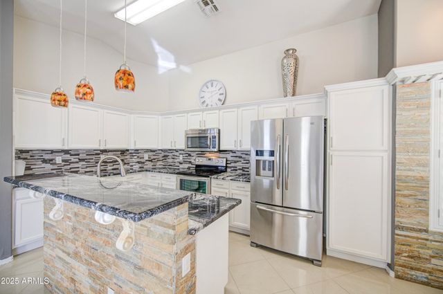 15815 W WASHINGTON Street, Goodyear, AZ 85338