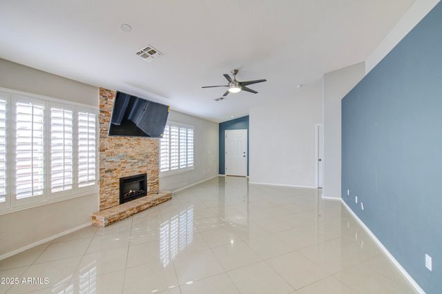 15815 W WASHINGTON Street, Goodyear, AZ 85338