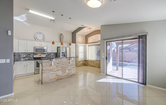 15815 W WASHINGTON Street, Goodyear, AZ 85338