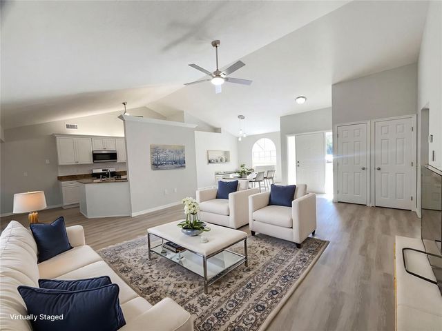 370 S COBBLE COURT, Mount Dora, FL 32757