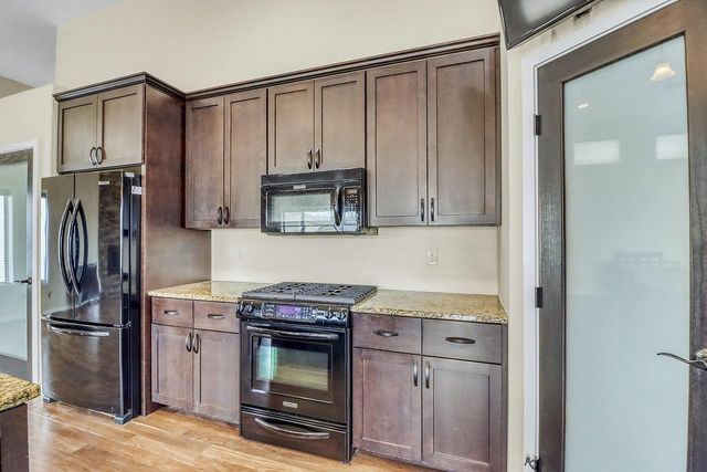 267 34th Avenue E, West Fargo, ND 58078