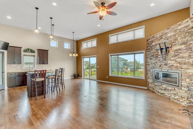 267 34th Avenue E, West Fargo, ND 58078