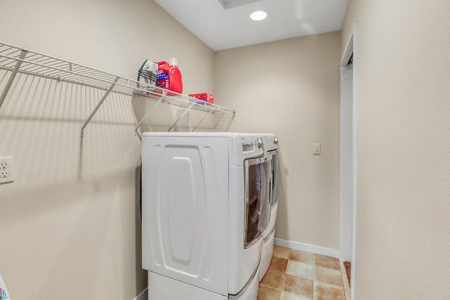 267 34th Avenue E, West Fargo, ND 58078