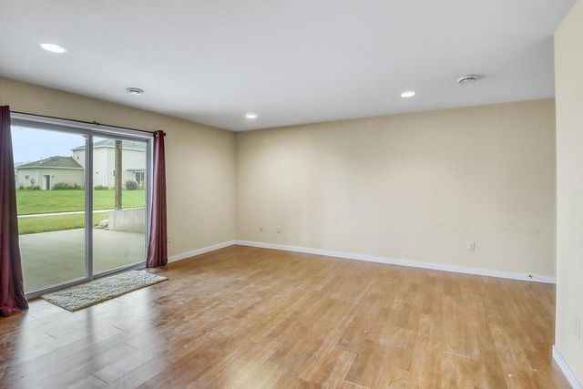 267 34th Avenue E, West Fargo, ND 58078