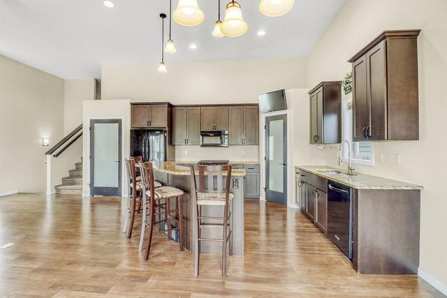 267 34th Avenue E, West Fargo, ND 58078