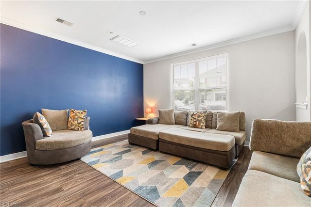 304 Fishers CT, Hampton, VA 23666